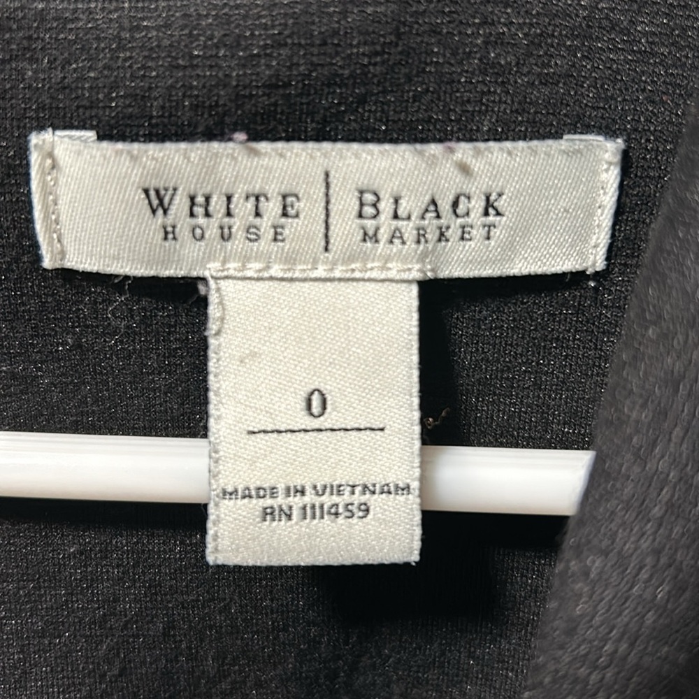 White House Black Market black sleeveless dress size 0 zips up the back - Picture 2 of 5